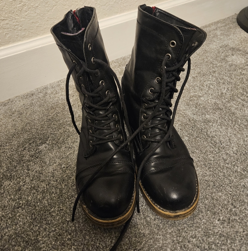 Madden Girl Black Lace-up Combat Boots Women's 7.5